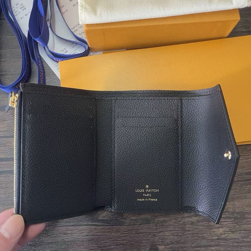 Louis Vuitton Victorine Wallet - Picture 7 of 10